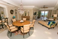 Ritz-carlton Private Residence 404