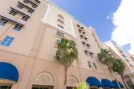 Ritz-carlton Private Residence 404