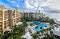 Ritz-carlton Private Residence 207