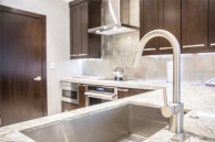 Ritz-carlton Private Residence 407