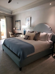 Ritz-carlton Private Residence 407