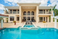 Crystal Harbour Family Home