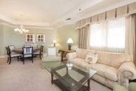 Ritz-carlton Private Residence 509