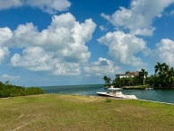 Harbour Reach Canal Front