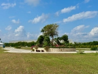 Harbour Reach Canal Front