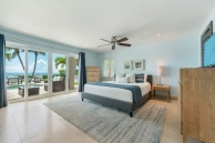 Villa Mora South Sound Beachfront