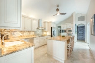 Villa Mora South Sound Beachfront