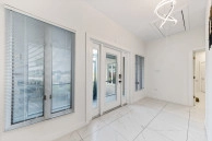 Fully Remodeled 3br Family Home In North Sound Estates