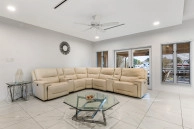 Fully Remodeled 3br Family Home In North Sound Estates