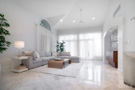Must See Britannia Kings Court Totally Renovated Townhome.