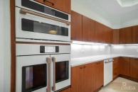 Must See Britannia Kings Court Totally Renovated Townhome.
