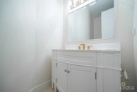 Must See Britannia Kings Court Totally Renovated Townhome.
