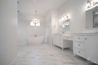 Must See Britannia Kings Court Totally Renovated Townhome.
