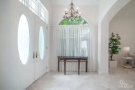 Must See Britannia Kings Court Totally Renovated Townhome.