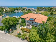 The Dock House | A Vista Del Mar & Yacht Club Signature Residence