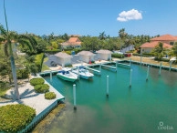 The Dock House | A Vista Del Mar & Yacht Club Signature Residence