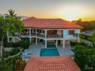 The Dock House | A Vista Del Mar & Yacht Club Signature Residence