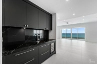 Aqua - Beachfront Residence #5, Seven Mile Beach