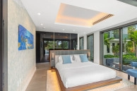 Ritz-carlton Deckhouse 9