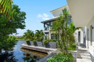 Ritz-carlton Deckhouse 9