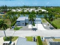 Tarpon Circle 4 Bed Family Home