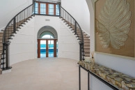 Miramar, A Vista Del Mar Ocean Front Estate
