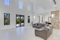 Royal Palms - 5 Bedroom Estate W/rental Unit