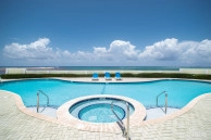 Castaway Cove Beachfront - 2 Bed, 2 Bath, A And B Lock Off Unit