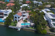 Crystal Harbour - Ocean Front Home