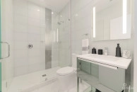Fin- Chic 4 Bed W Den Condo