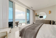 Fin- Chic 4 Bed W Den Condo