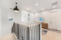 The Lakes Executive Family Home With Pool