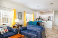 307 South Shore