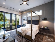Black Urchin: Private Beachfront Estate