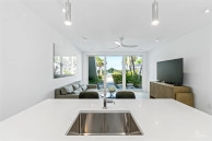 Beachfront Condo Island Pine Villas