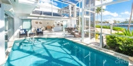 Pools Of The Kai - Beachfront Oasis In Rum Point