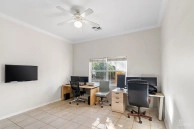 Large 5- Bedroom Home In Beach Bay, Bodden Town