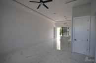 Bloombury Villas Brand New!