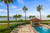Vista Caribe: Vendor Pays Stamp Duty