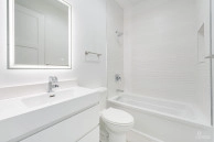 Spacious & Modern 3 Br Townhome - Excellent Location!