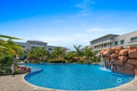 Olea 117, Canal Front Duplex
