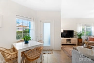 Cayman Crossing 33, Beautifully Renovated Townhome