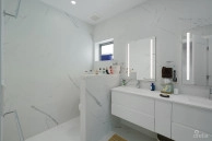 Salt Air Townhome End Unit 4 Bed