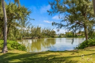 #6 Lakeshore Villas / 2 Bed Plus Den / 3 Bath