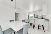 Hyre View - 3 Bed, 2 Bath Duplex