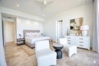 Seaside Hideaway - Fully Renovated Beachfront Gem