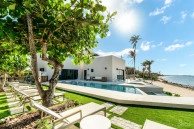 5 Bed Beach Front Estate - Halcyon Point