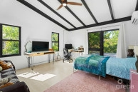 Pura Vida, South Sound Home