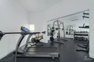 Spacious 3 Bed + Den Townhome At L'ambience