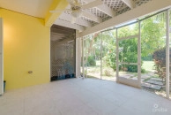 Spacious 3 Bed + Den Townhome At L'ambience